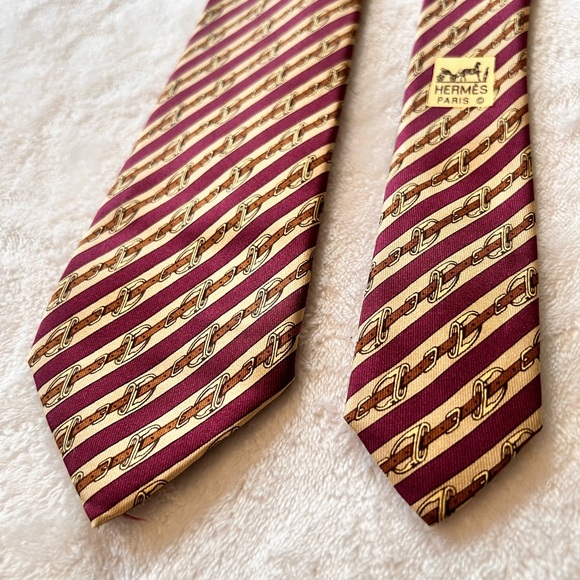 Hermes PARIS Purple Striped Equestrian Access. Print Tie Silk 57”/3".1/2 EX CON - Picture 2 of 8